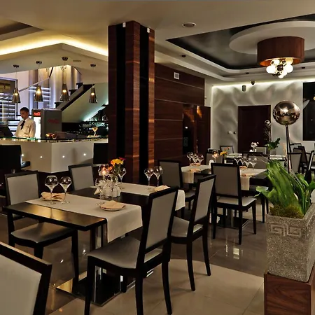 فندق مبيت وإفطار Jasmin Complex & Krzeszow Dolny