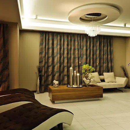 Jasmin Complex & B&B