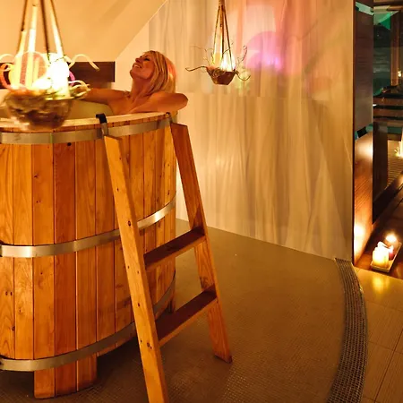 Jasmin Complex & Bed & Breakfast