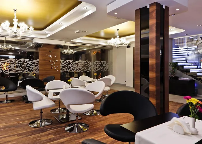 فندق مبيت وإفطار Jasmin Complex & Krzeszow Dolny