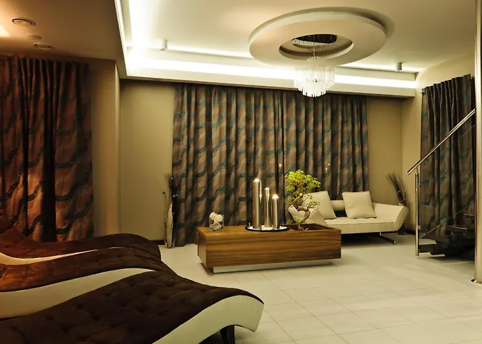 Jasmin Complex & B&B