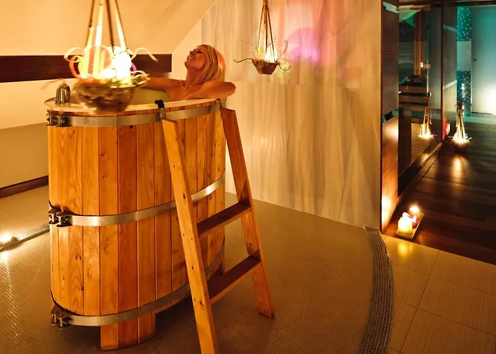 Jasmin Complex & B&B